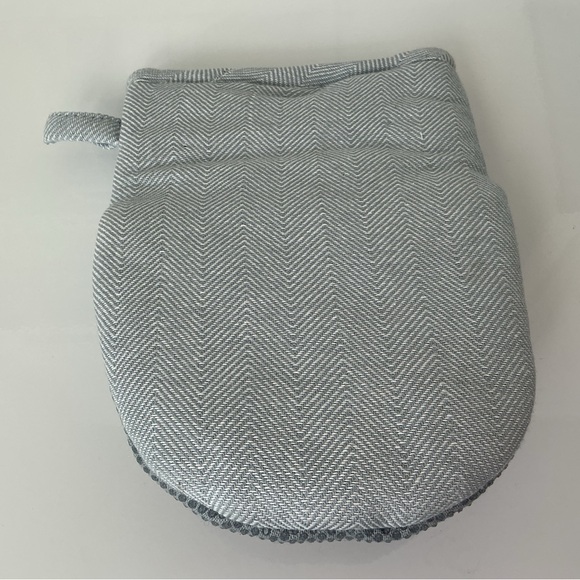 Elegant Gray Herringbone Kitchen Set glove/mini mitts - Picture 10 of 10